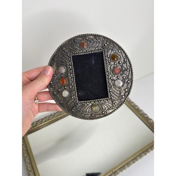 rare Vintage Asian silvered metal and agate stones set photograph frame - Picture 2 of 9